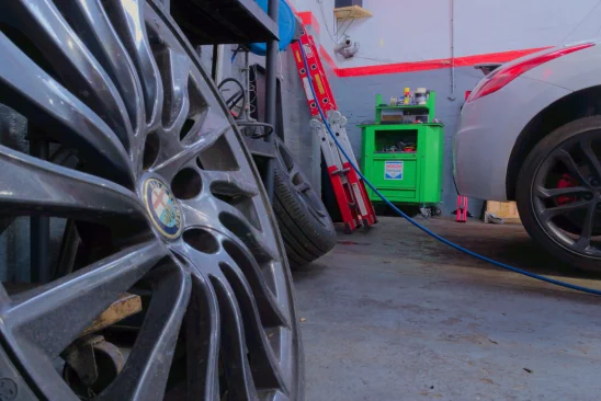 Wheel alignment at FSO Garage in Luton